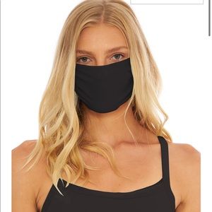 NWT LA Collective Morgan Stewart Sport Mask